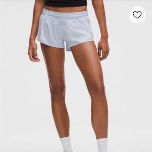 Lululemon Hotty Hot Low Rise Short 2.5”